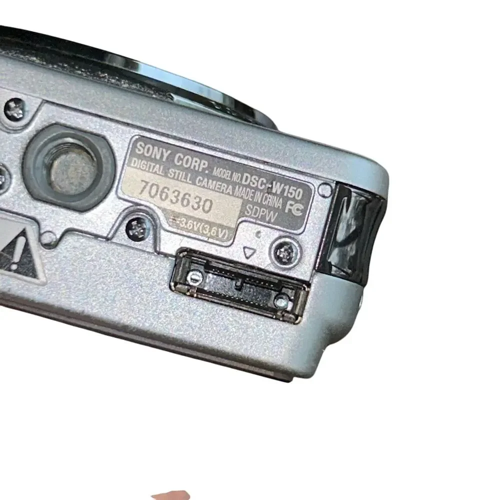 Sony Cyber-shot DSC-W150 digital camera tested silver